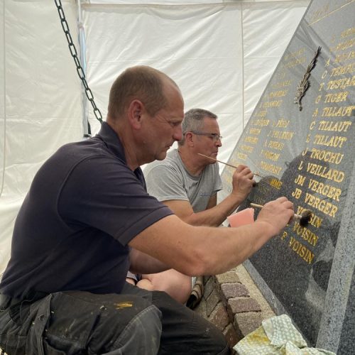 ecriture sur monument